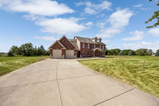 24340 S Pine Ridge Drive, Monee, IL 60449
