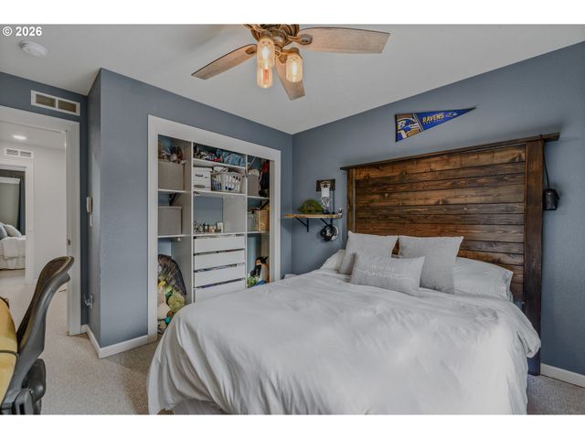 2404 Ne 187TH Pl, Vancouver, WA 98684