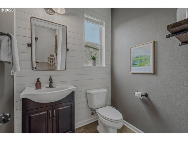 2404 Ne 187TH Pl, Vancouver, WA 98684