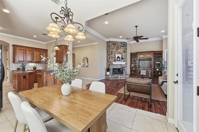 3603 Regents Park Court, Arlington, TX 76017