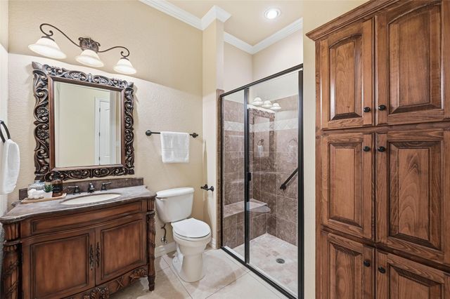 3603 Regents Park Court, Arlington, TX 76017