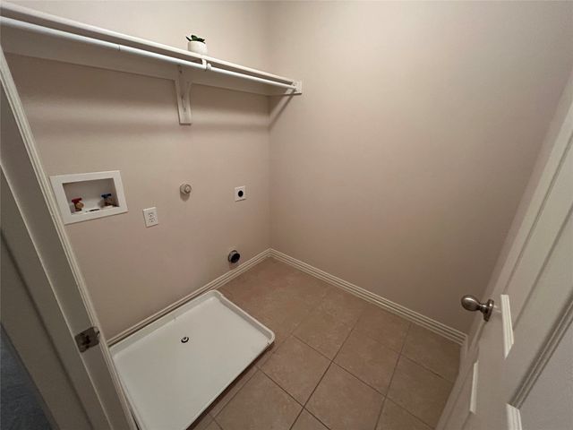 2202 Carlisle Street, Bedford, TX 76021