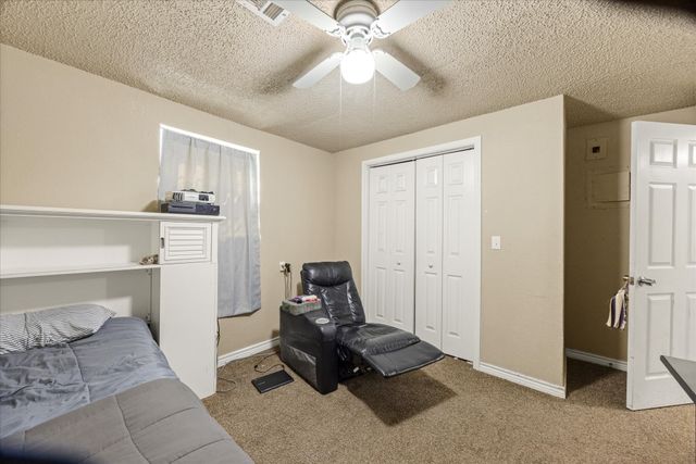 405 Granbury Court, Granbury, TX 76049