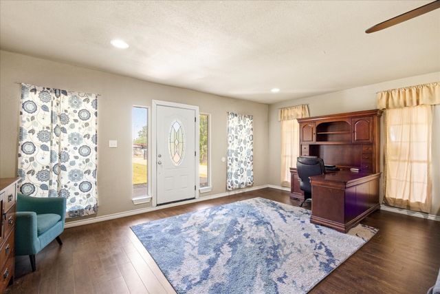 405 Granbury Court, Granbury, TX 76049