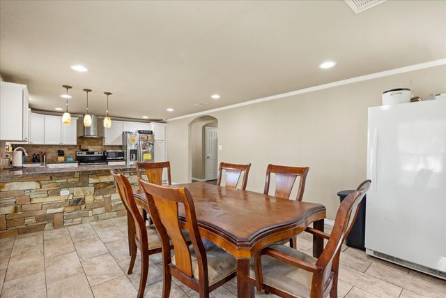405 Granbury Court, Granbury, TX 76049