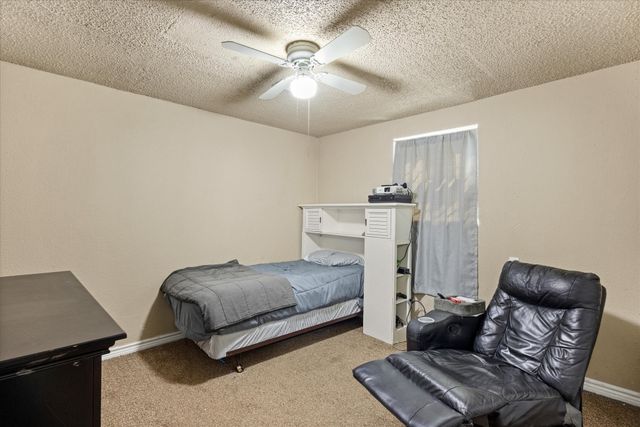 405 Granbury Court, Granbury, TX 76049