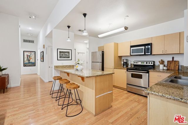 630 W 6th Street 505, Los Angeles, CA 90017