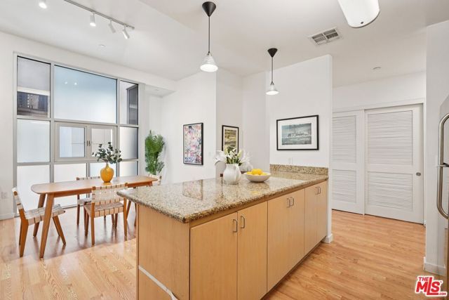 630 W 6th Street 505, Los Angeles, CA 90017