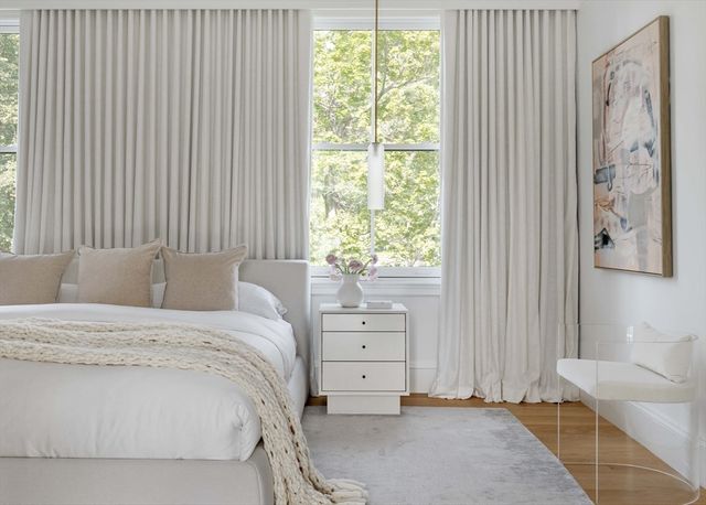 15 Farlow Rd, Newton, MA 02458