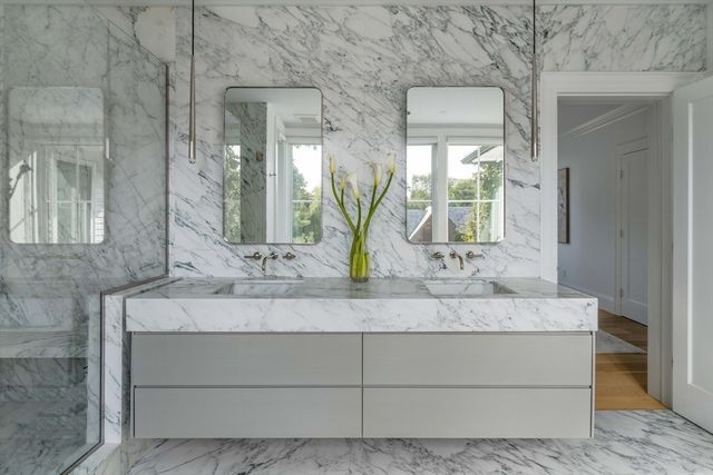 15 Farlow Rd, Newton, MA 02458