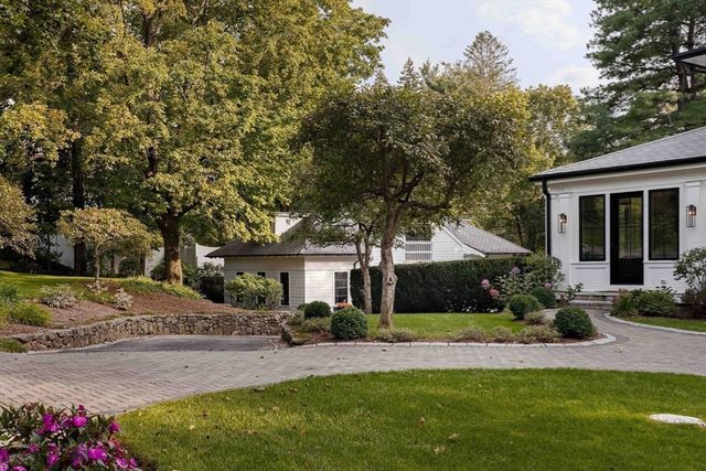 15 Farlow Rd, Newton, MA 02458