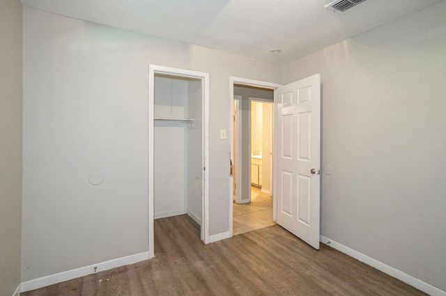 11151 Spottswood Drive, Houston, TX 77016