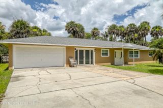 215 Pelican Drive, Melbourne Beach, FL 32951