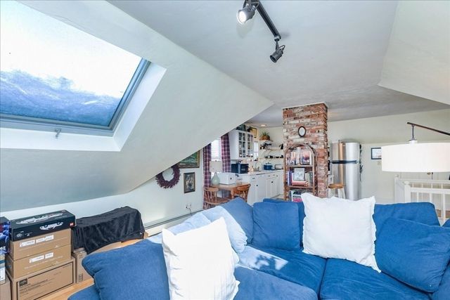 16 Bentley St. 3, Salem, MA 01970