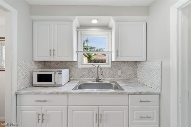 18313 Hazelwood Avenue, Maple Heights, OH 44137