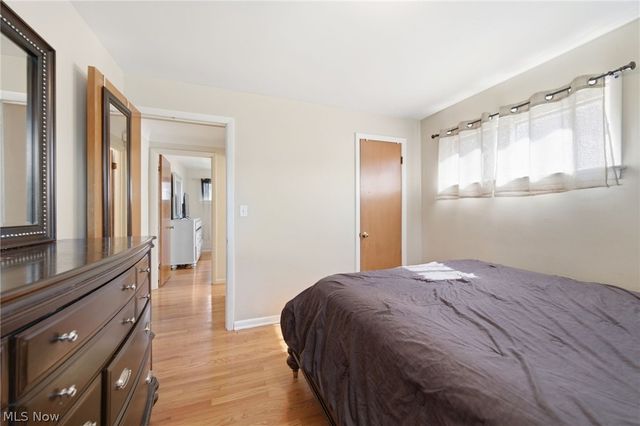 18313 Hazelwood Avenue, Maple Heights, OH 44137