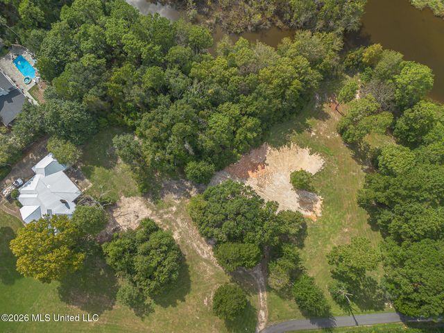 5523 Horseshoe Cove, Biloxi, MS 39532