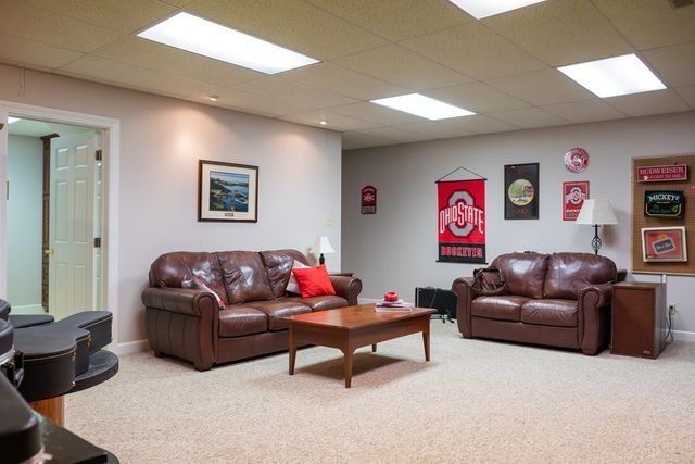 693 Tower Hill Rd, Livingston, TN 38570