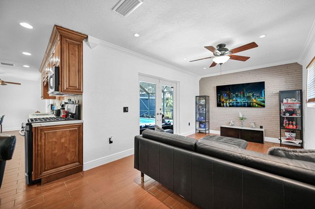 11600 NW 30th Place, Sunrise, FL 33323