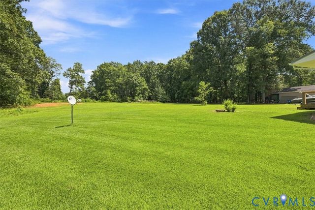 2338 Georges Rd, Powhatan, VA 23139