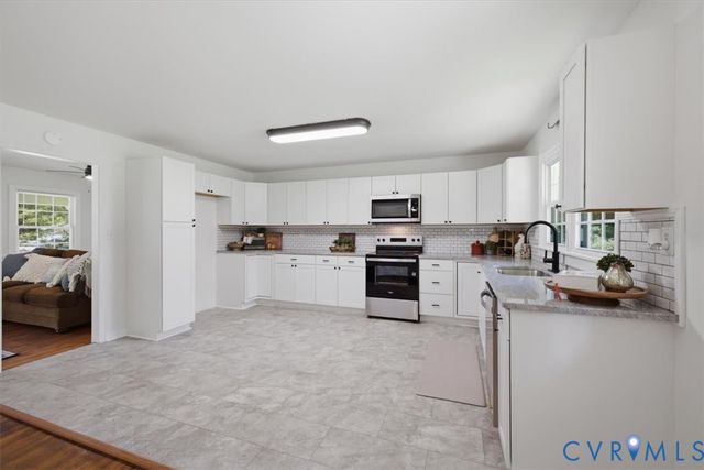 2338 Georges Rd, Powhatan, VA 23139
