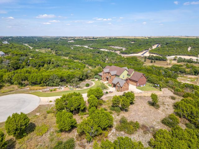 8225 Scotscraig Court, Cleburne, TX 76033