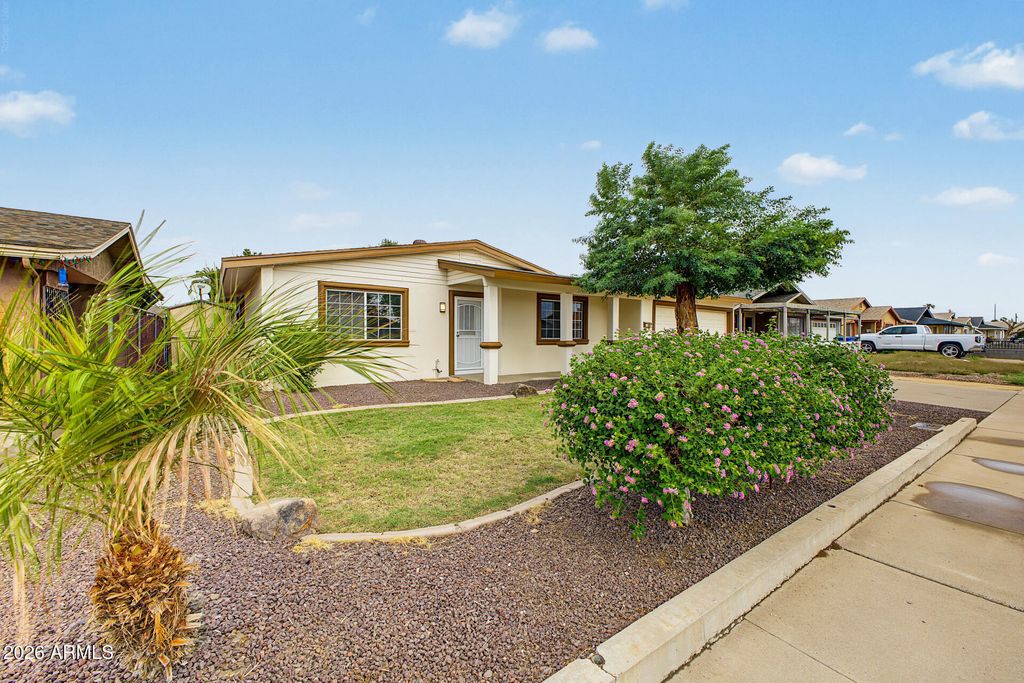 5214 W LEWIS Avenue, Phoenix, AZ 85035 — photo 3
