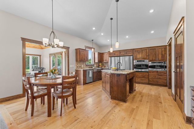 23555 Saddle Ridge Drive, Rogers, MN 55374