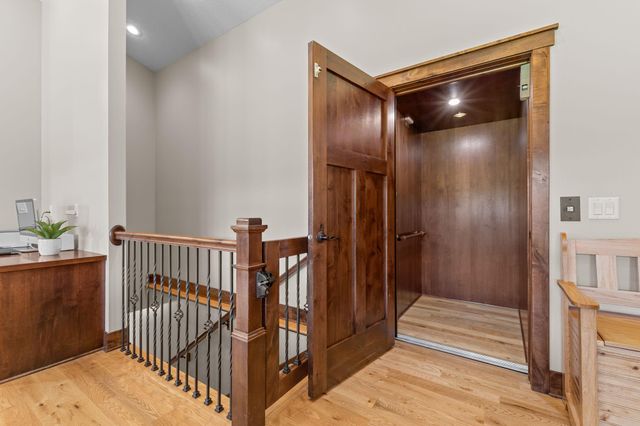 23555 Saddle Ridge Drive, Rogers, MN 55374