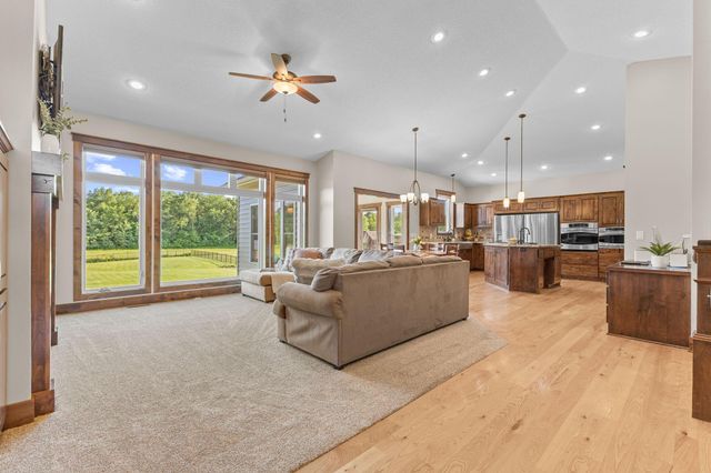 23555 Saddle Ridge Drive, Rogers, MN 55374