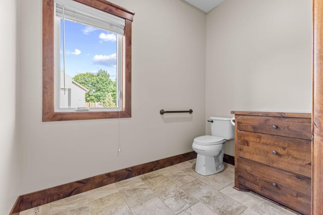 23555 Saddle Ridge Drive, Rogers, MN 55374