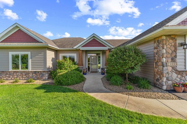 23555 Saddle Ridge Drive, Rogers, MN 55374