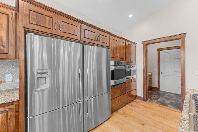 23555 Saddle Ridge Drive, Rogers, MN 55374