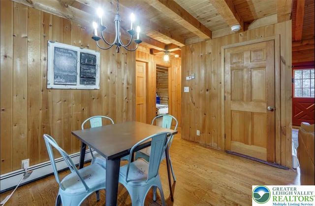 134 Rim Road, Middle Smithfield Twp, PA 18302