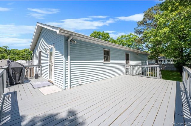 83 Knapp Road, Mastic Beach, NY 11951
