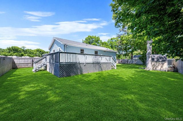 83 Knapp Road, Mastic Beach, NY 11951