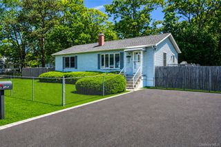 83 Knapp Road, Mastic Beach, NY 11951