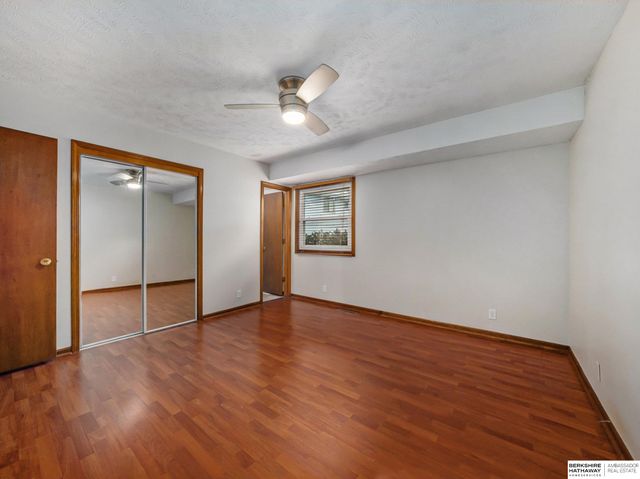 5727 N 107th Street, Omaha, NE 68134