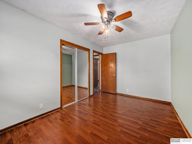 5727 N 107th Street, Omaha, NE 68134