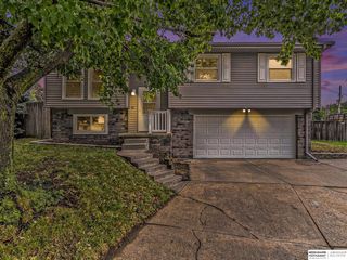5727 N 107th Street, Omaha, NE 68134