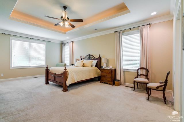 2321 Heartland Drive, Manhattan, KS 66503