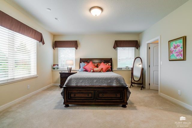 2321 Heartland Drive, Manhattan, KS 66503
