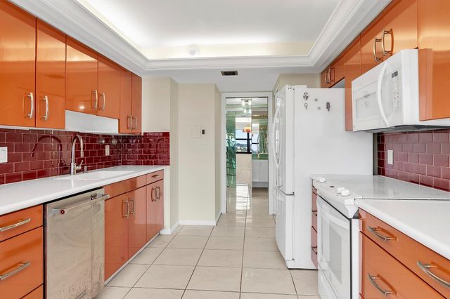 5000 N Ocean Blvd 1102, Lauderdale By The Sea, FL 33308