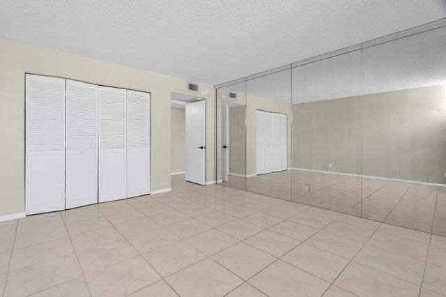 5000 N Ocean Blvd 1102, Lauderdale By The Sea, FL 33308