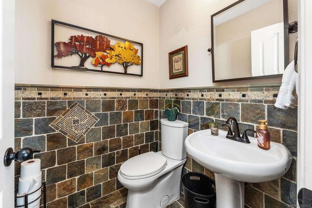 3769 Carmel View Rd 2, San Diego, CA 92130