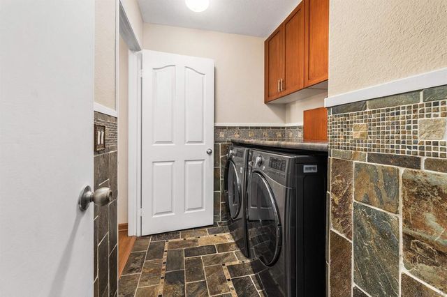 3769 Carmel View Rd 2, San Diego, CA 92130