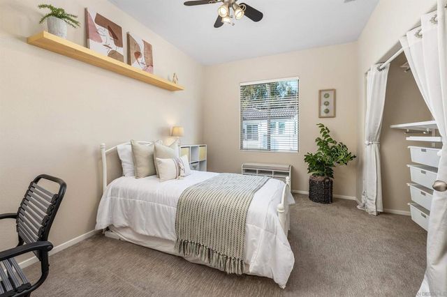 3769 Carmel View Rd 2, San Diego, CA 92130