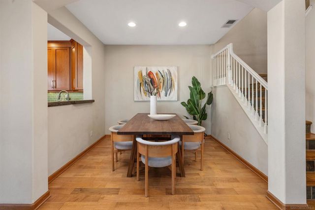 3769 Carmel View Rd 2, San Diego, CA 92130