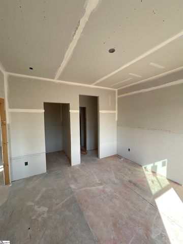 606 Timber Grove Drive, Simpsonville, SC 29681