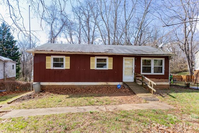 7 Main Street, Asheville, NC 28803